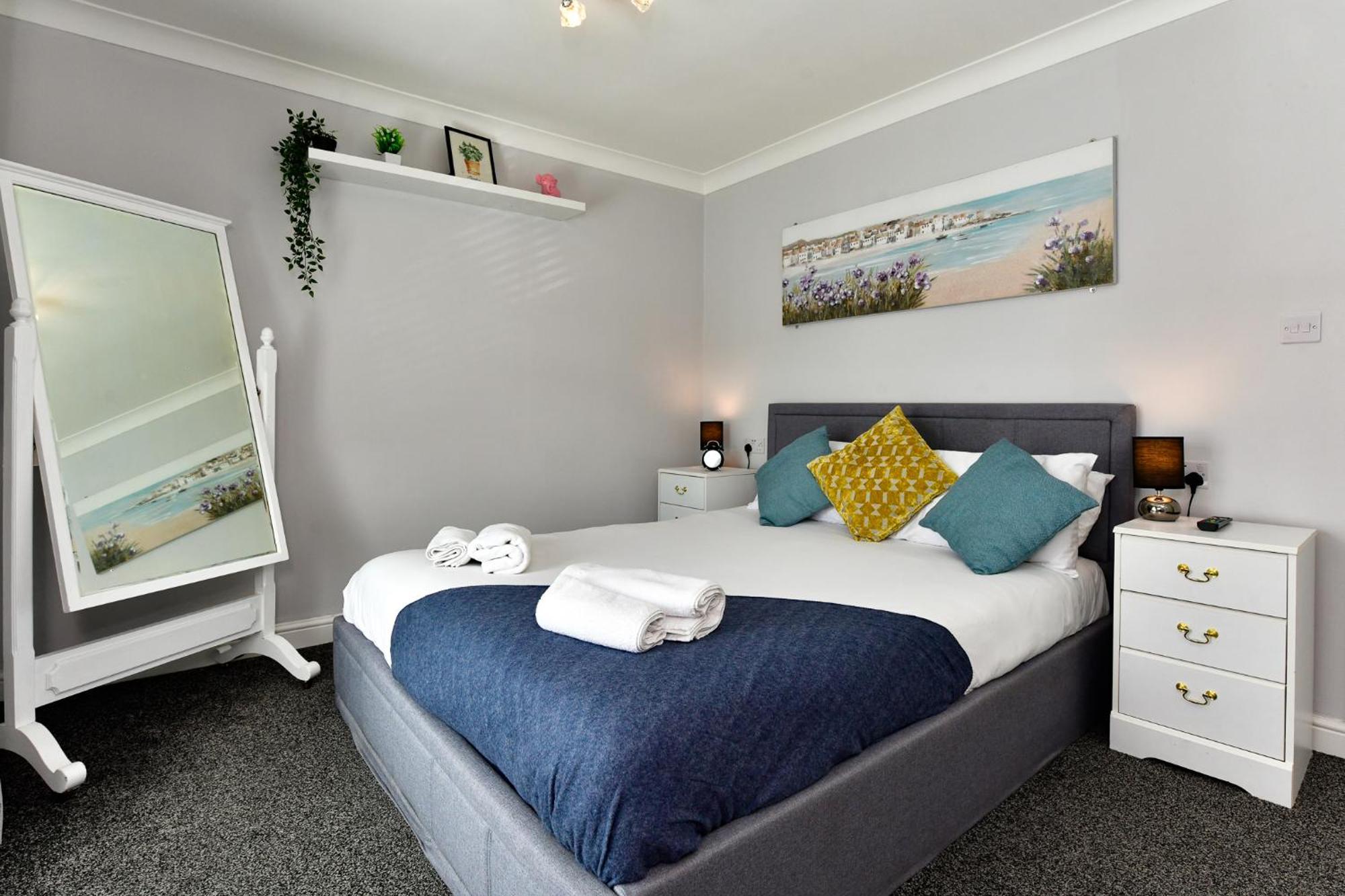 סוואנסי Free Parking - Heart Of The City - Superb Townhouse & Garden - Peaceful Area But Only 5Min Walk To Beach, Shops, Bars, Arena, Marina, Parks מראה חיצוני תמונה