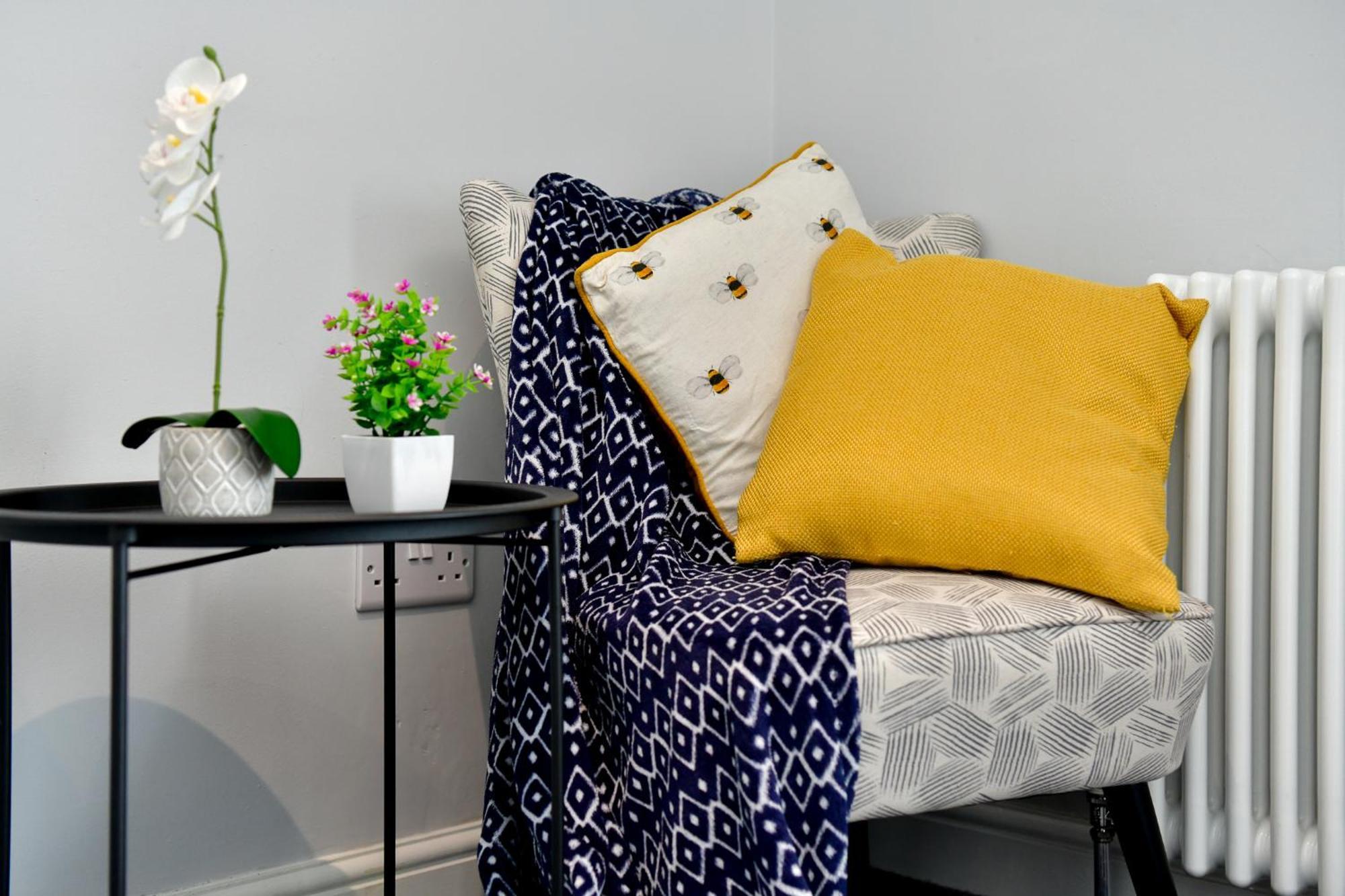 סוואנסי Free Parking - Heart Of The City - Superb Townhouse & Garden - Peaceful Area But Only 5Min Walk To Beach, Shops, Bars, Arena, Marina, Parks מראה חיצוני תמונה