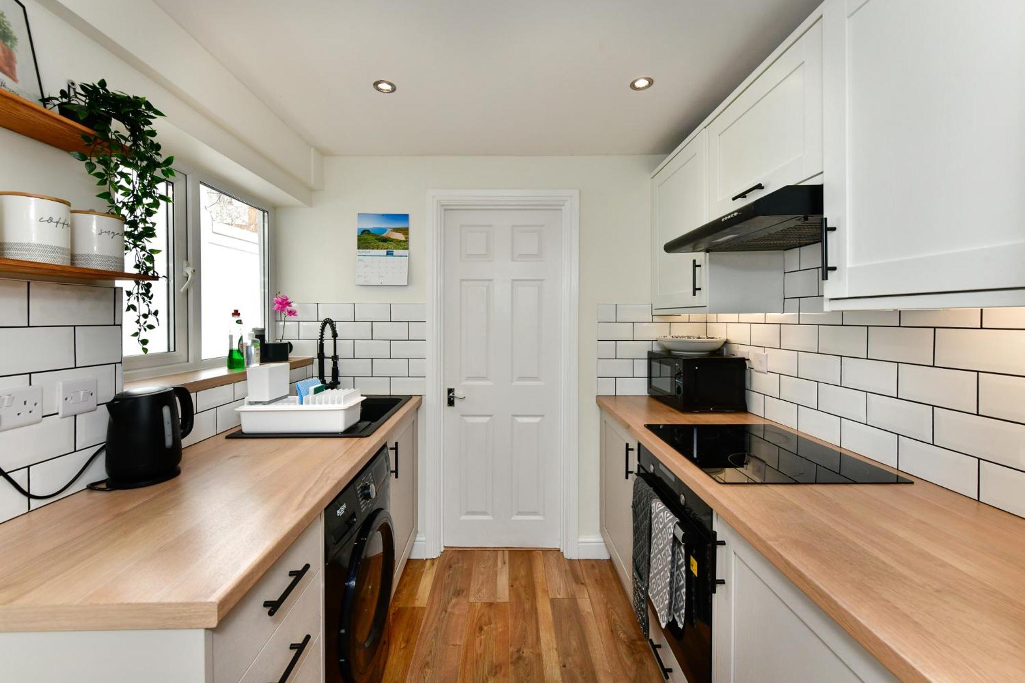 סוואנסי Free Parking - Heart Of The City - Superb Townhouse & Garden - Peaceful Area But Only 5Min Walk To Beach, Shops, Bars, Arena, Marina, Parks מראה חיצוני תמונה