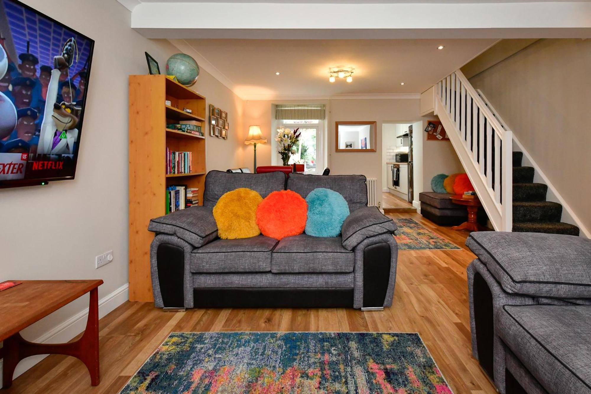 סוואנסי Free Parking - Heart Of The City - Superb Townhouse & Garden - Peaceful Area But Only 5Min Walk To Beach, Shops, Bars, Arena, Marina, Parks מראה חיצוני תמונה
