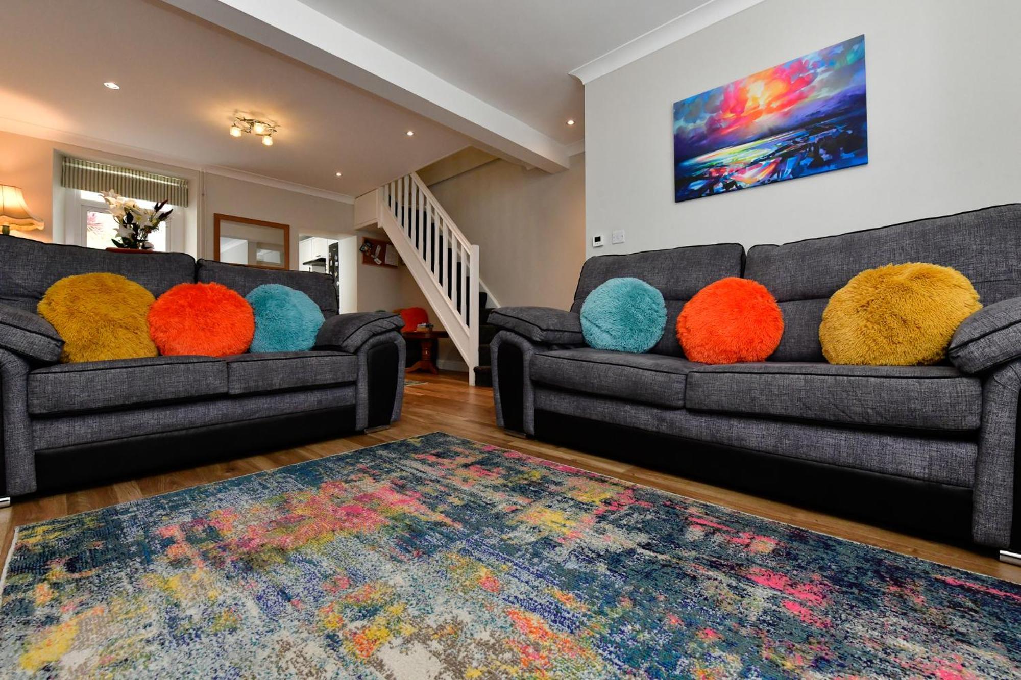 סוואנסי Free Parking - Heart Of The City - Superb Townhouse & Garden - Peaceful Area But Only 5Min Walk To Beach, Shops, Bars, Arena, Marina, Parks מראה חיצוני תמונה
